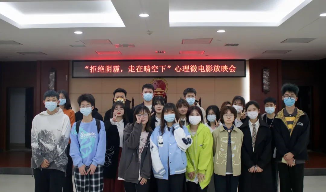 1648033136797000357.jpg 1648033136797000357.jpg